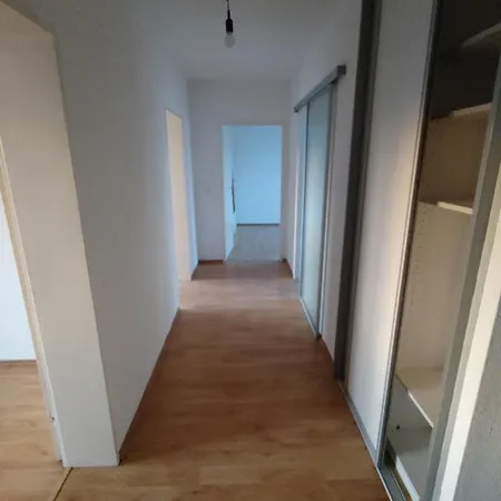 דירה Domblick